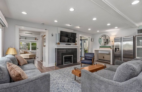 Boothbay Harbor House | Lovely Home On the Water within Walking Distance Of Town