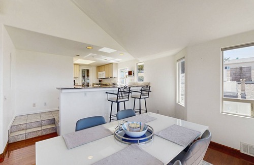 Cayucos House | Lovely House w/Beautiful Ocean Views, Grill & Jetted Tub - Walk to Beach & Town