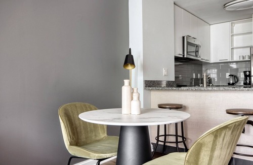 East Cambridge Apartment | Lovely Kendall Square 1BR w/Concierge & Gym, steps to MIT, by Blueground