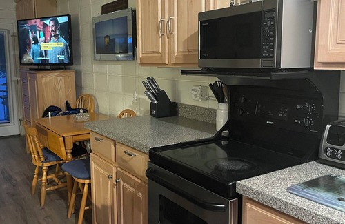 Laconia Apartment | Lovely Lakefront Studio Condo