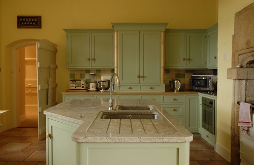 Horsington House | Lovely large manor house - sleeps 20/22 guests in 10 bedrooms