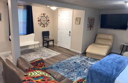 Lovelock Apartment | Lovely Lovelock Landing