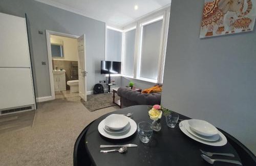 Maidstone Apartment | Lovely Maidstone Gem - Sleeps 2