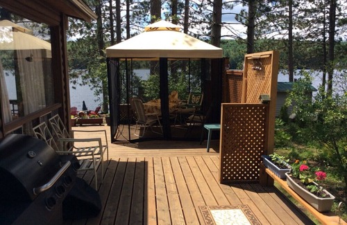 Hastings Highlands Cottage | Lovely Mink Lake Cottage With Sandy Beach Shoreline