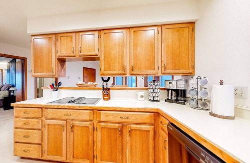 Crescent City House | Lovely oceanfront oasis with panoramic views, patio, & games - near beach & golf