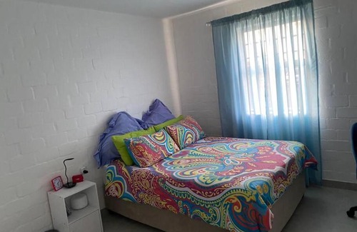 Cape Town Apartment | Lovely one bedroom Milnerton