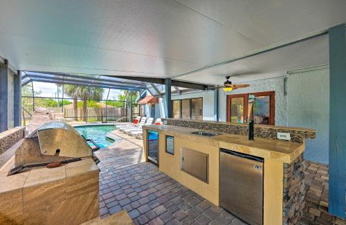Palm Harbor House | Lovely Palm Coast Retreat with Outdoor Kitchen