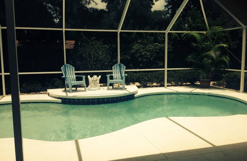 DeLand House | Lovely Pool Home in Historic Town Close to Beach & Theme Parks