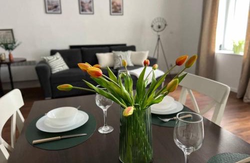 Bubenec Apartment | Lovely Prague Havanska - with Free Parking