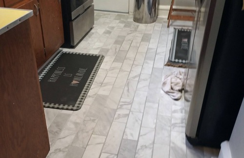 West End Bed & Breakfast | Lovely Private Suite in Historic West End!