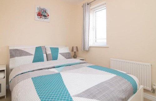 Wolverhampton House | Lovely quiet two bedroom house with driveway parking.