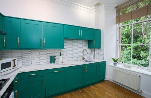 Glasgow Westend Apartment | Lovely spacious 2 Bed Flat