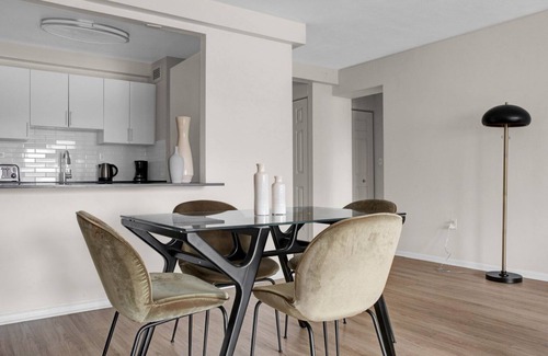 West End Apartment | Lovely Spacious Beacon Hill 1BR w/Views, Gym by Blueground