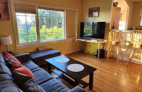 Berkeley Hills House | Lovely Spacious Home ~ Ideal to Explore Berkeley