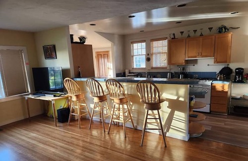 Berkeley Hills House | Lovely Spacious Home ~ Ideal to Explore Berkeley