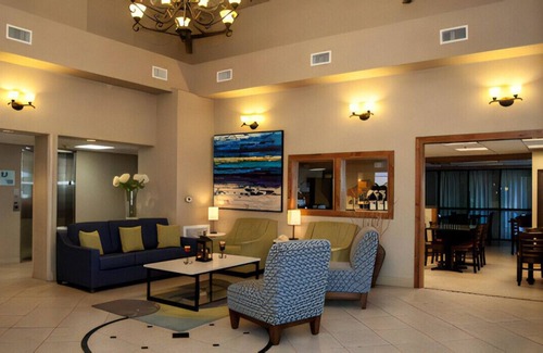 Tucson House | Lovely, Spacious Room w/ Modern Comforts & Pool