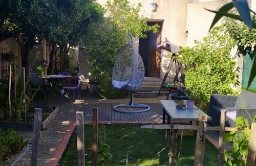 Six-Fours-les-Plages Apartment | Lovely studio with garden within walking distance of the beach