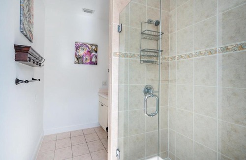 Ludlam Apartment | Lovely Stay.