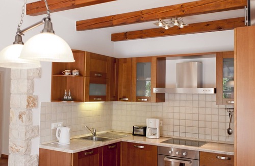 Vabriga Villa | Lovely Stone House with Own Pool in Quiet Village