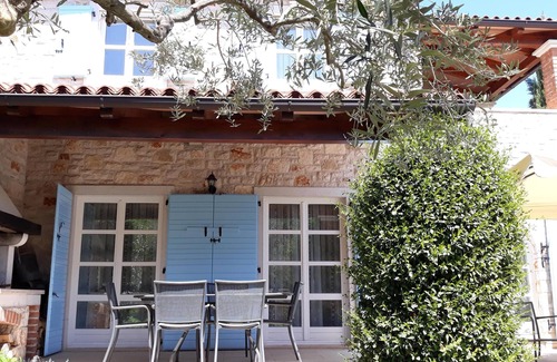 Vabriga Villa | Lovely Stone House with Own Pool in Quiet Village