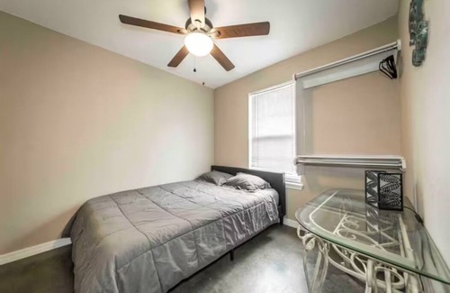 Russellville House | Lovely Studio 1BD Condo | Arkansas Tech