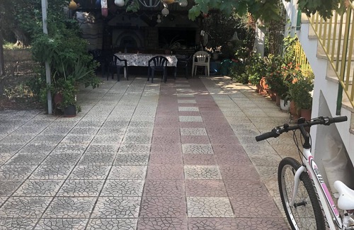 Egira Apartment | Lovely studio closed to the beach