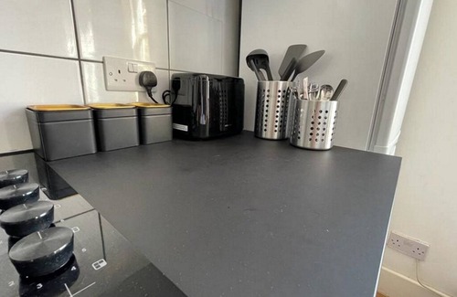 Finsbury Park Apartment | Lovely Studio flat in the Heart of Holloway
