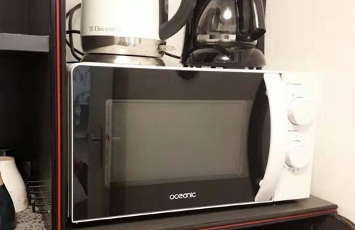 Levallois-Perret Apartment | Lovely Studio near Paris, 15 mins to city center Opéra