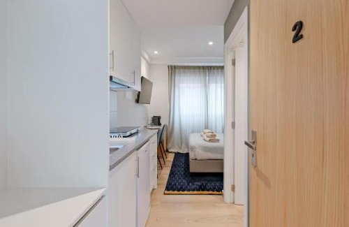 Alvalade Apartment | Lovely studio fully equipped near subway N4