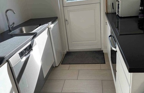 Tørresø House | Lovely summer house with sea view