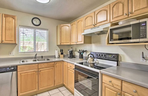 Vista Del Monte Cottage | Lovely Tucson Casita w/Gas Grill + Mtn Views
