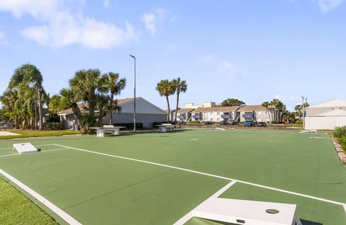 Melbourne Apartment | Lovely Two Bedroom Apartment in Melbourne FL with Pool, Gym and Laundry