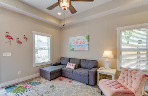 Ocean Isle Beach House | Lovely Vacation Home about 1 Mi to Ocean Isle Beach!