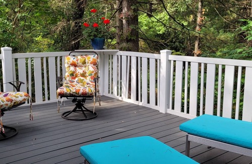 Shorewood-Tower Hills-Harbert House | Lovely vacation rental home, close to Warren Dunes, restaurants, antiques, fun!