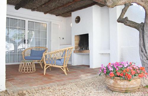 Cambrils House | Lovely villa next to the beach