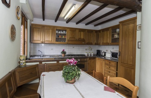 San Lorenzo a Vaccoli Villa | Lovely villa with panoramic pool & gardens between Lucca & Pisa