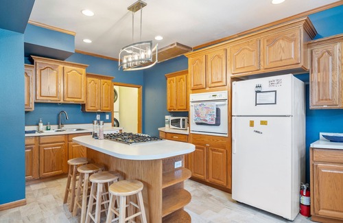 Longbranch House | Lovely Water View at The Chowder House on Filucy Bay