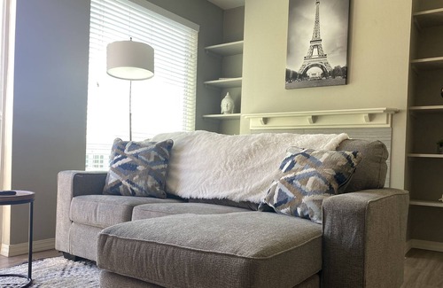 Belltown Apartment | Lovely Waterfront Home in the Heart of Seattle!