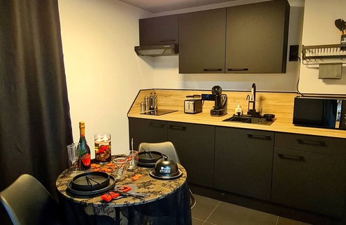 Bargemon Bed & Breakfast | Loveroom "des Chaines Les Passions