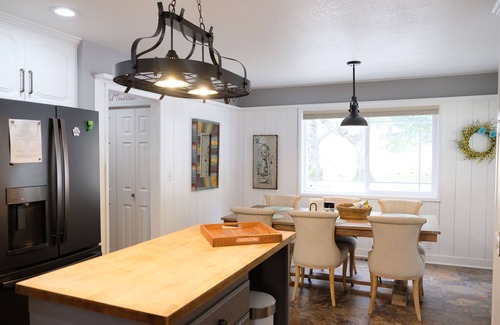 Mount Shasta House | Loveta Hideaway