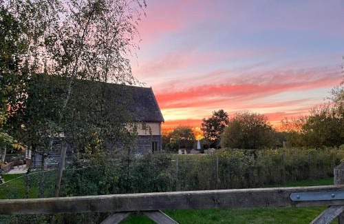 Woodbridge House | Low Farm Barn, a family and dog friendly haven