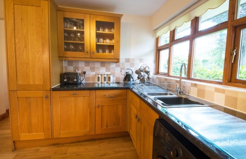 Coniston Apartment | Low How Cottage, Coniston, spacious single level, 4 bedroom cottage sleeping 10
