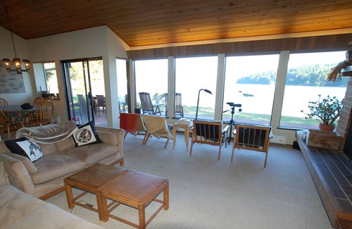 Olga House | Low/No-Bank Waterfront Home on Orcas Island