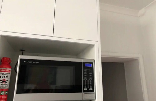 Rosehill House | Low price clean linen free stuff G1