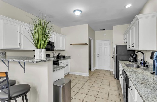 North Charleston House | Lowcountry Luxe: Spacious 4BR Oasis in Charleston!