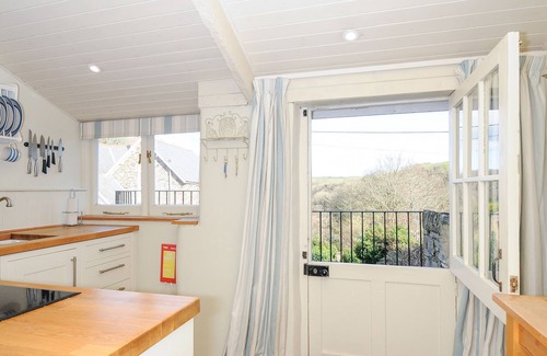 Boscastle Cottage | LOWEN COTTAGE, pet friendly, character holiday cottage in Boscastle