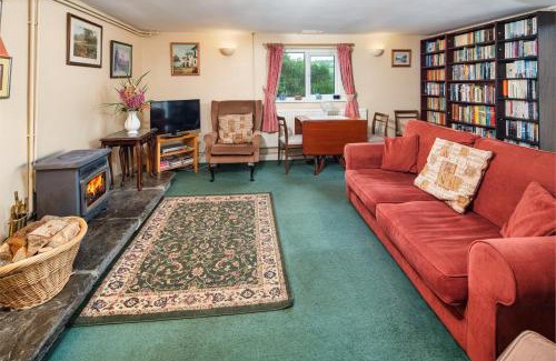 Llangeler House | Lower Cottage Newcastle Emlyn