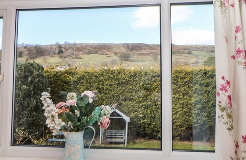 Chinley Cottage | LOWER LANE HOUSE, pet friendly, with open fire in Chinley