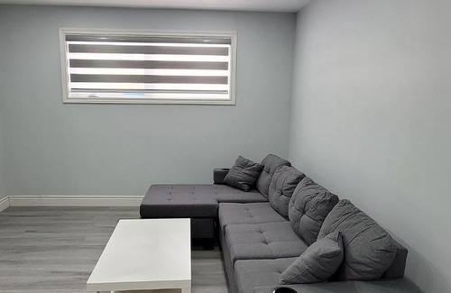 Lakeport House | Lower level in Niagara Region