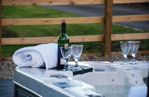 Broadwas House | Lower Tundridge Cottage